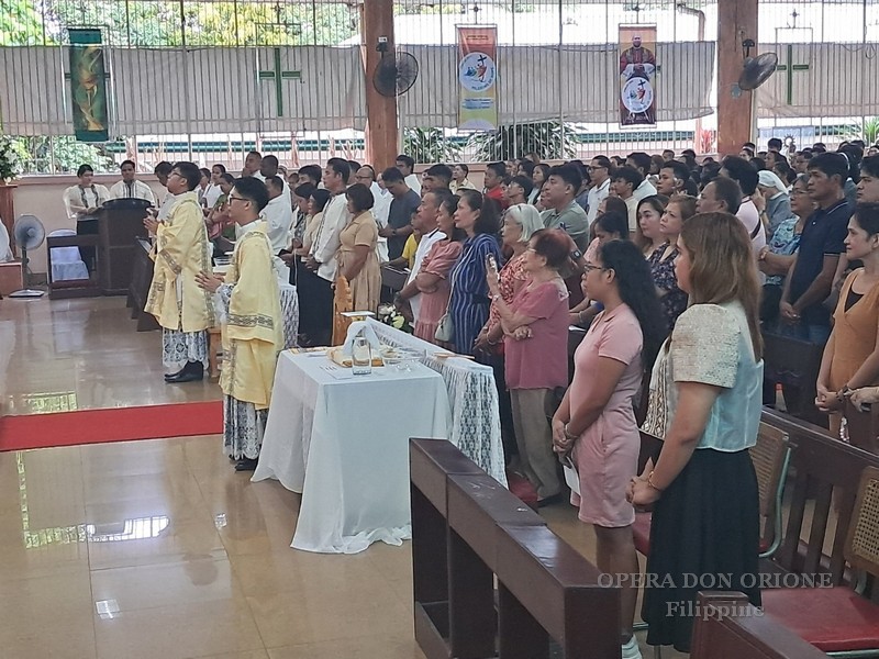 Filippine: Due nuovi sacerdoti nella Delegazione “Mary's Immaculate Conception”  -  28057