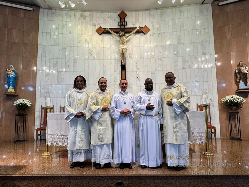 Brasile: La Professione perpetua dei chierici Gito Joao Jorge e Rubens Soares Siqueira -  28132