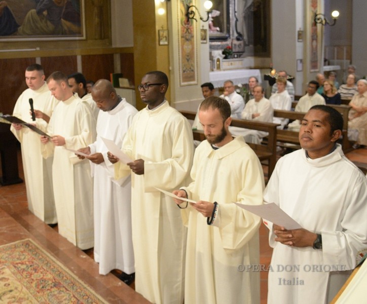 Le Professioni religiose nella Congregazione dei Figli della Divina Provvidenza -  28154