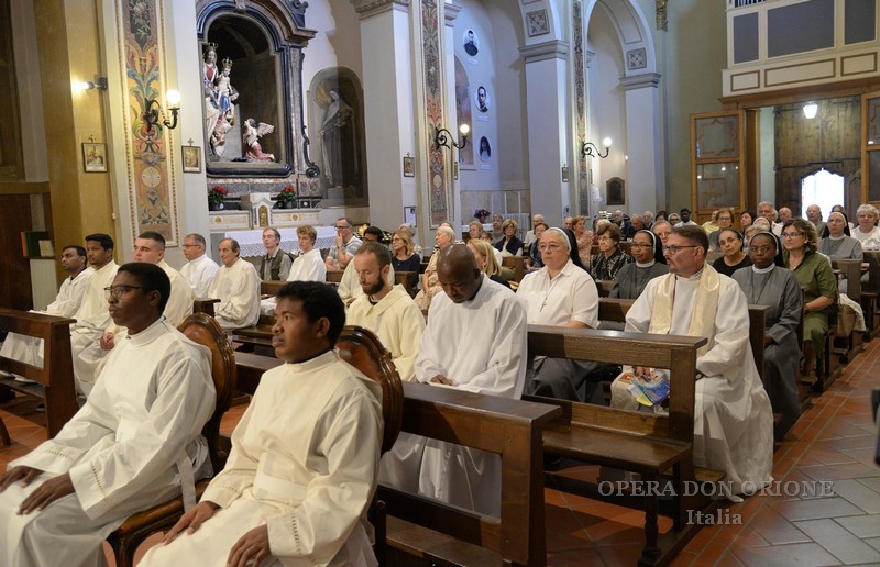 Le Professioni religiose nella Congregazione dei Figli della Divina Provvidenza -  28156