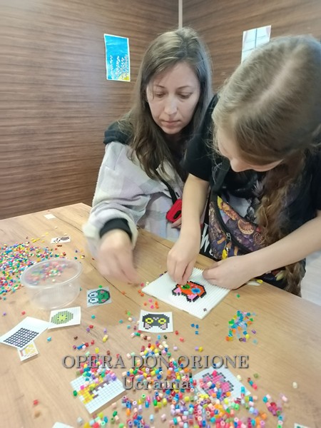 Ucraina - Semi di speranza: azioni di carità in tempo di guerra -  28208