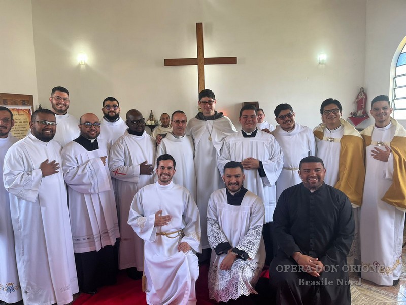 Brasile Nord: I voti perpetui di Fra Francisco nel silenzio dell'eremo di Valença -  28342