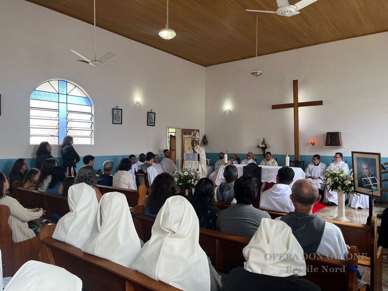 Brasile Nord: I voti perpetui di Fra Francisco nel silenzio dell'eremo di Valença -  28346