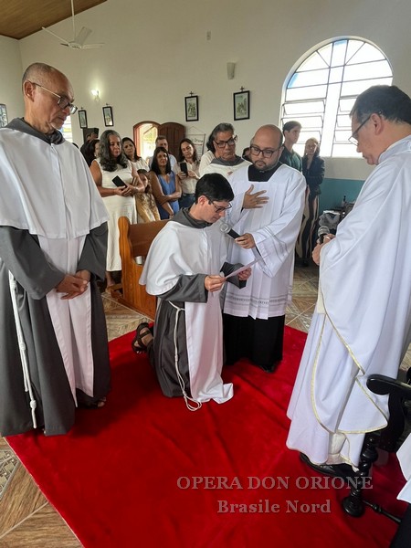 Brasile Nord: I voti perpetui di Fra Francisco nel silenzio dell'eremo di Valença -  28348