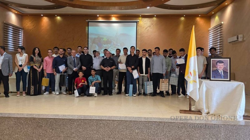 Giordania: Giornata di Riconoscimento alla Scuola San Giuseppe di Zarqa  -  28374