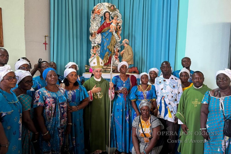 Costa d'Avorio: Il Nunzio Apostolico visita il Santuario “Notre Dame de la Garde” di Bonoua -  28392