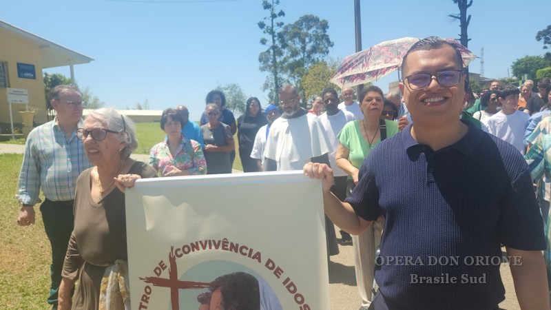 Brasile Sud: Inaugurato a Cotia il Centro Comunitario per Anziani (CCI) -  28411
