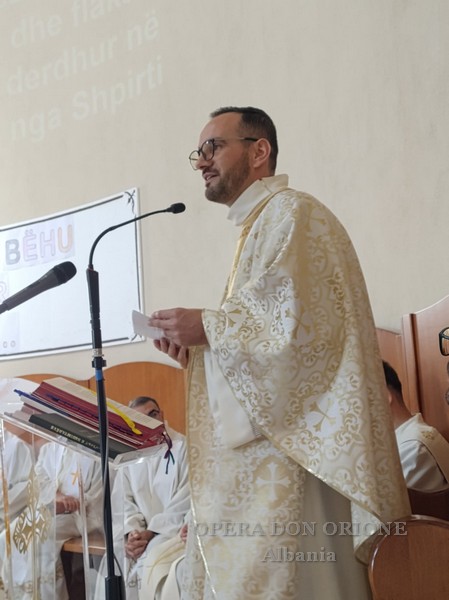 Albania: Bardhaj accoglie Don Dritan Boka, nuovo sacerdote della famiglia orionina -  28445