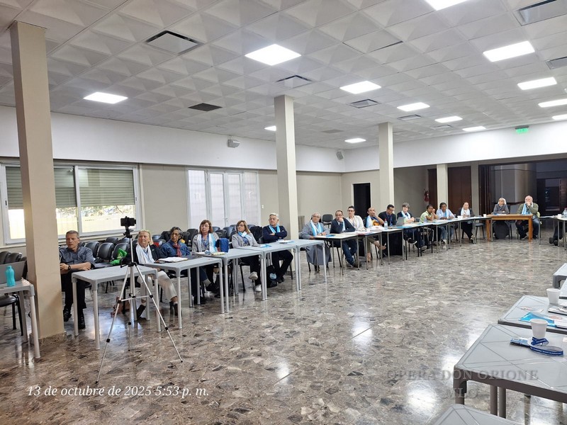 “Fidati alla Divina Provvidenza, sempre in piedi e sempre avanti!” -  28480