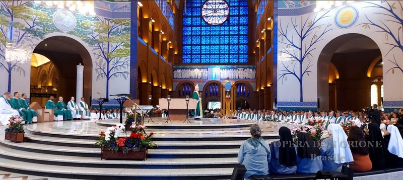 Brasile: La Famiglia Orionina in pellegrinaggio al Santuario di Aparecida -  28512