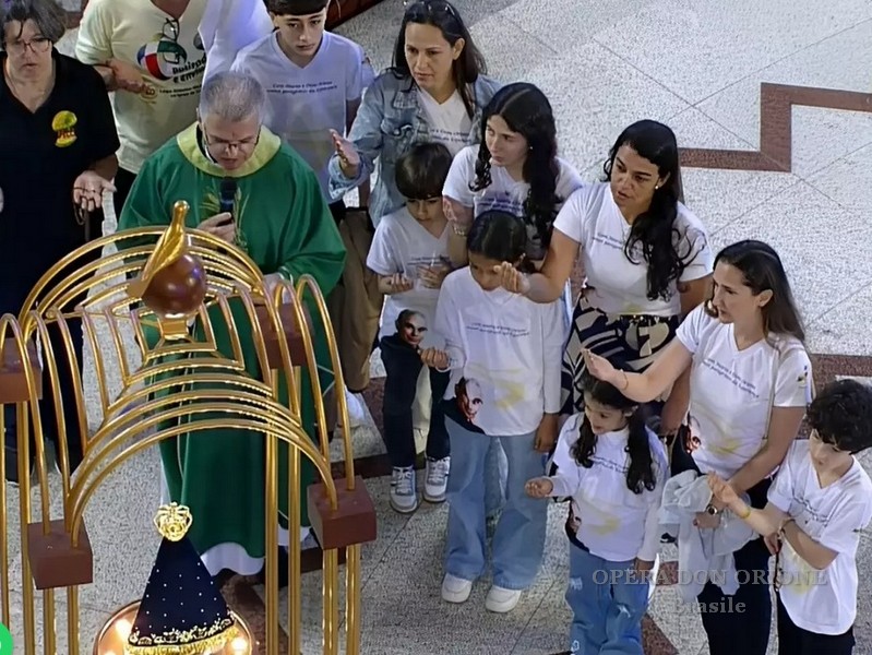Brasile: La Famiglia Orionina in pellegrinaggio al Santuario di Aparecida -  28519