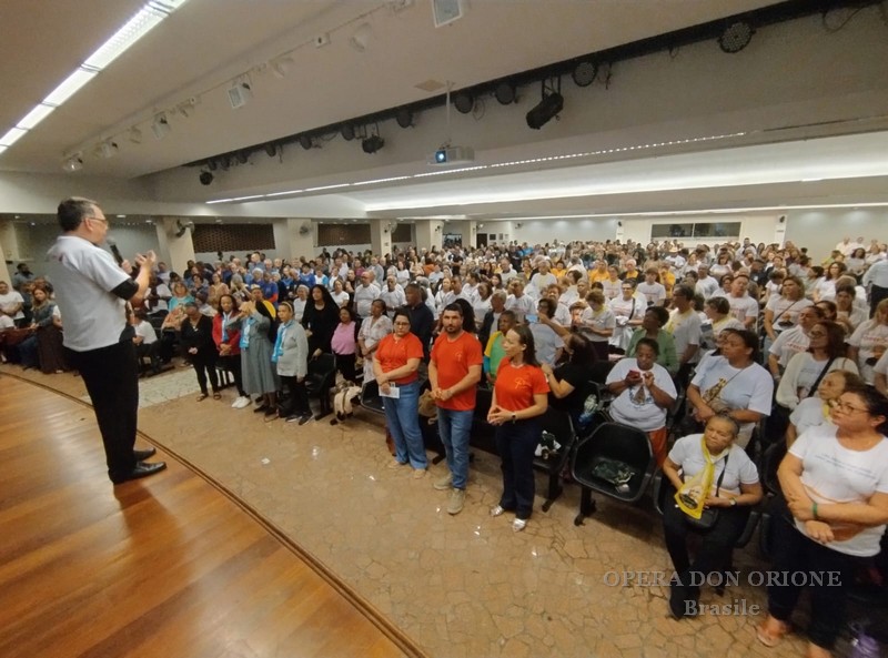 Brasile: La Famiglia Orionina in pellegrinaggio al Santuario di Aparecida -  28530