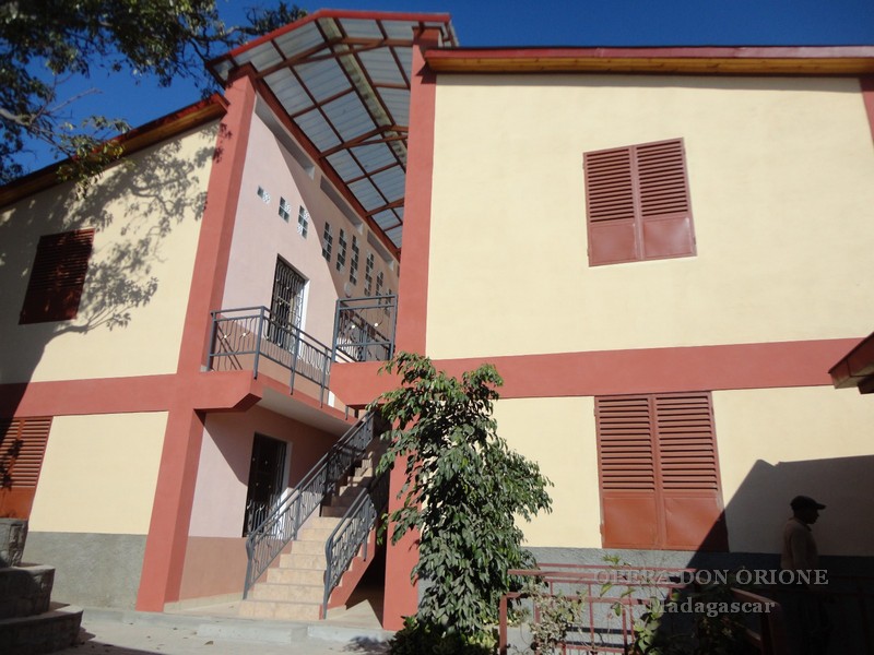 Madagascar: Il Liceo San Luigi Orione, 23 anni di formazione, carità e futuro -  28537
