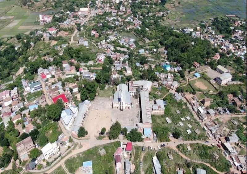 Madagascar: Il Liceo San Luigi Orione, 23 anni di formazione, carità e futuro -  28542