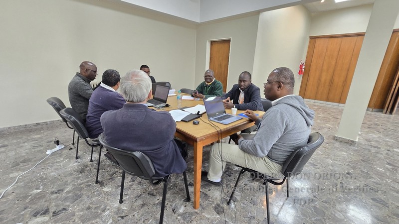 Alzarsi e seguire: la sesta giornata assembleare disegna i prossimi passi -  28695