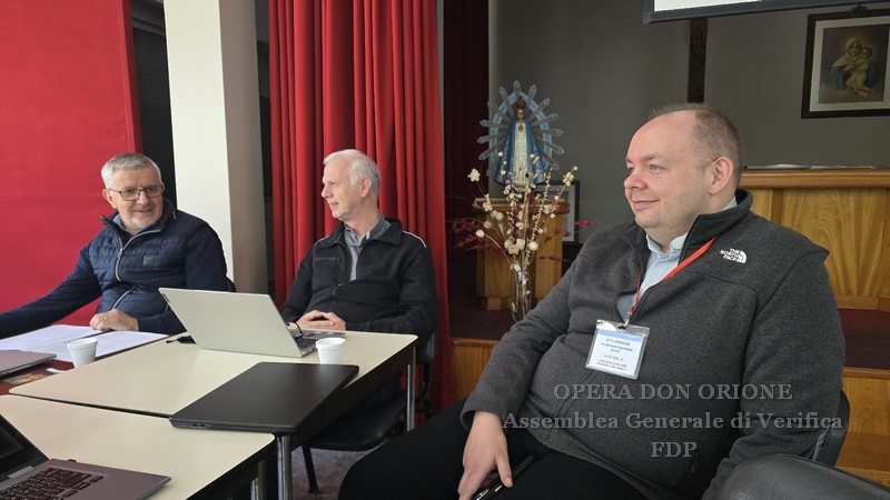 Alzarsi e seguire: la sesta giornata assembleare disegna i prossimi passi -  28698