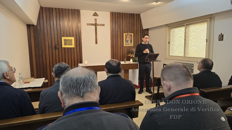 Alzarsi e seguire: la sesta giornata assembleare disegna i prossimi passi -  28701