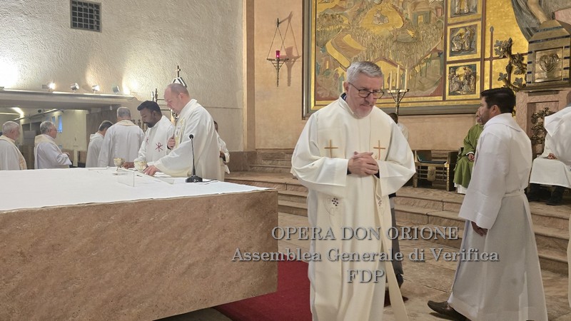 Settima giornata dell'Assemblea Generale: la gioia di ritrovarci come Famiglia Carismatica -  28722
