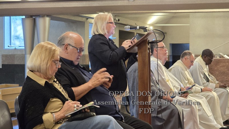 Settima giornata dell'Assemblea Generale: la gioia di ritrovarci come Famiglia Carismatica -  28727
