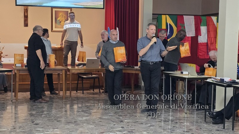 Settima giornata dell'Assemblea Generale: la gioia di ritrovarci come Famiglia Carismatica -  28740