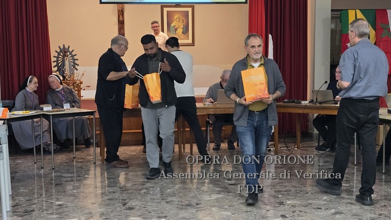 Settima giornata dell'Assemblea Generale: la gioia di ritrovarci come Famiglia Carismatica -  28745