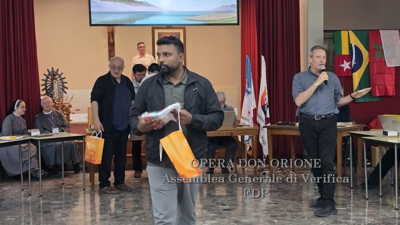 Settima giornata dell'Assemblea Generale: la gioia di ritrovarci come Famiglia Carismatica -  28747