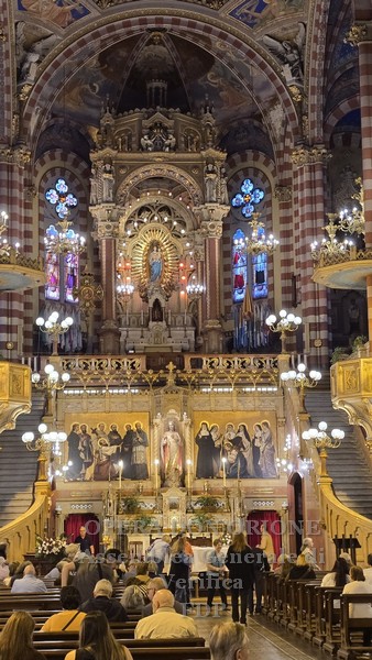 Pellegrini al Santuario di Luján, dove tutto è cominciato - L'ottavo giorno dell'Assemblea Generale -  28758