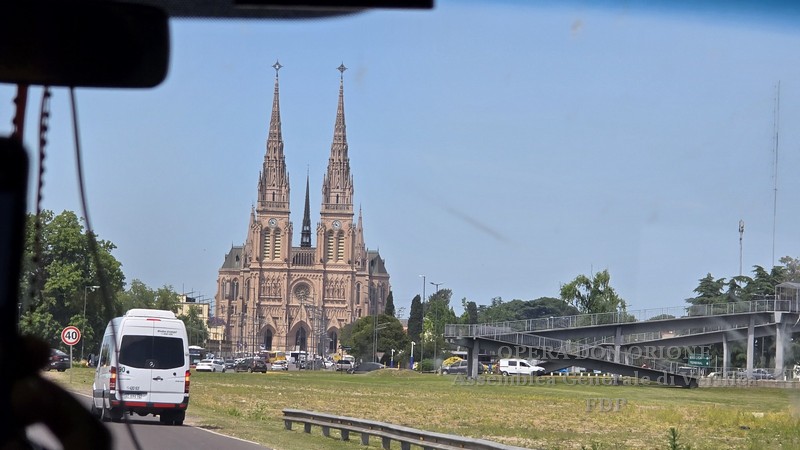 Pellegrini al Santuario di Luján, dove tutto è cominciato - L'ottavo giorno dell'Assemblea Generale -  28760