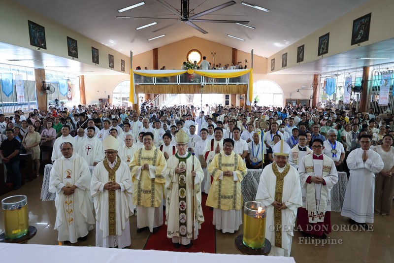 Filippine: 34 anni di Provvidenza e fraternità -  28790