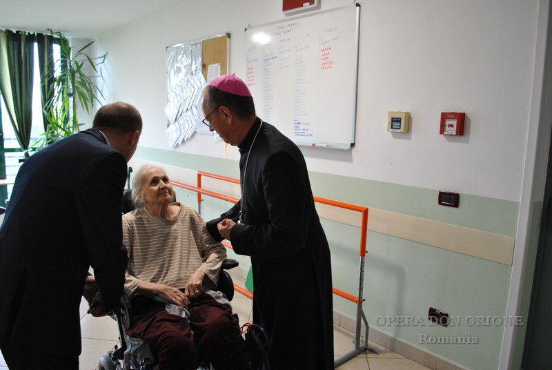 Romania: Visita del Nunzio Apostolico al Centro Don Orione di Bucarest -  28807