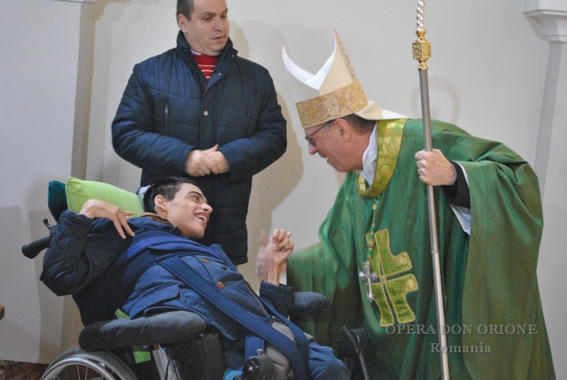 Romania: Visita del Nunzio Apostolico al Centro Don Orione di Bucarest -  28812