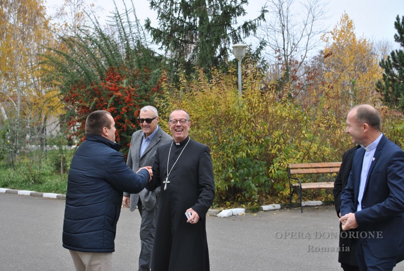 Romania: Visita del Nunzio Apostolico al Centro Don Orione di Bucarest -  28814