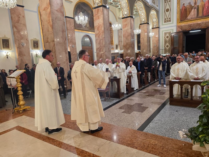 Italia: A Paternò l'ordinazione diaconale di Fratel Salvatore Latina -  28821