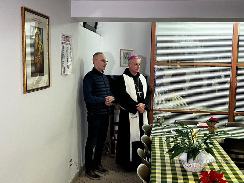 Roma: Mons. Viola celebra Don Orione e benedice a Ognissanti la Casa di Accoglienza  -  28846
