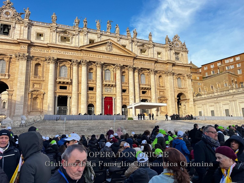 La Famiglia Carismatica Orionina incontra Papa Leone XIV -  28881
