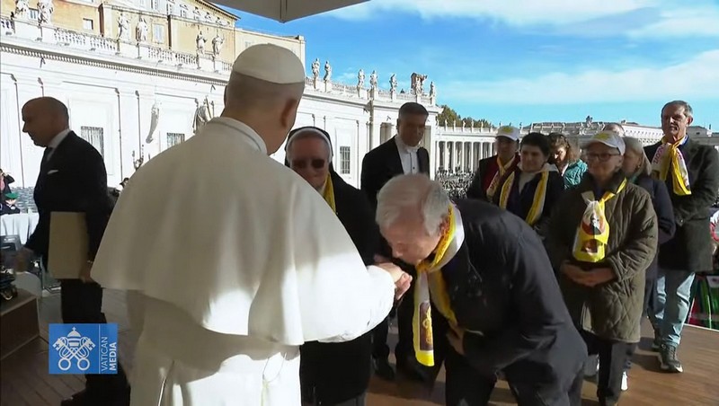 La Famiglia Carismatica Orionina incontra Papa Leone XIV -  28884
