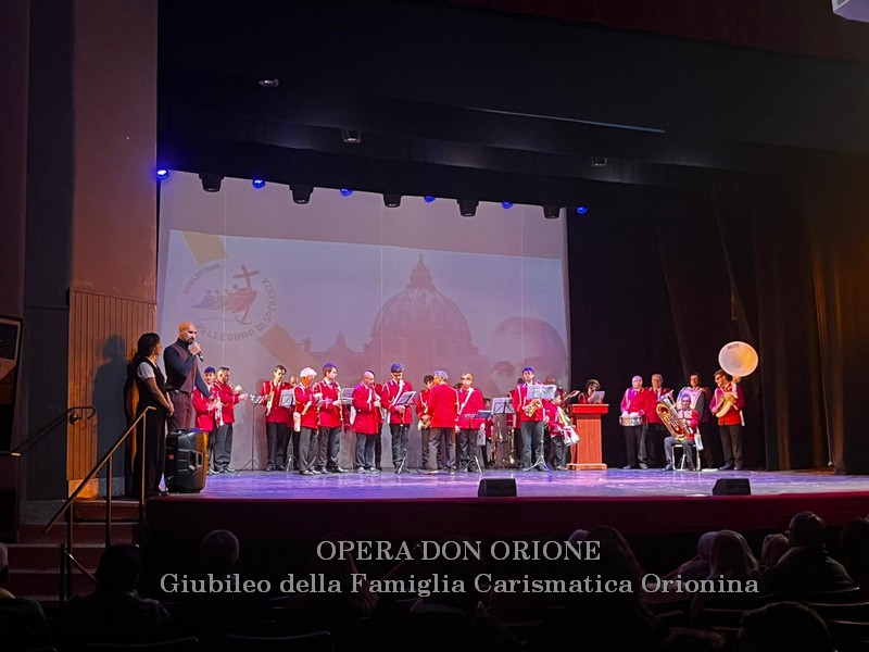 Giubileo della Famiglia Carismatica Orionina: Pomeriggio di festa al Teatro Orione -  28895