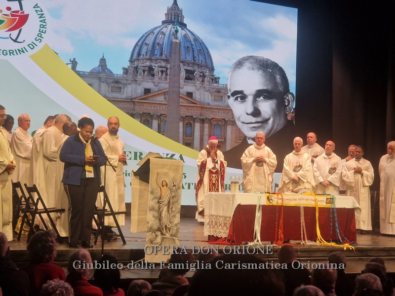 Con Don Orione pellegrini di speranza: La Santa Messa conclusiva del Giubileo della Famiglia Carismatica Orionina -  28914