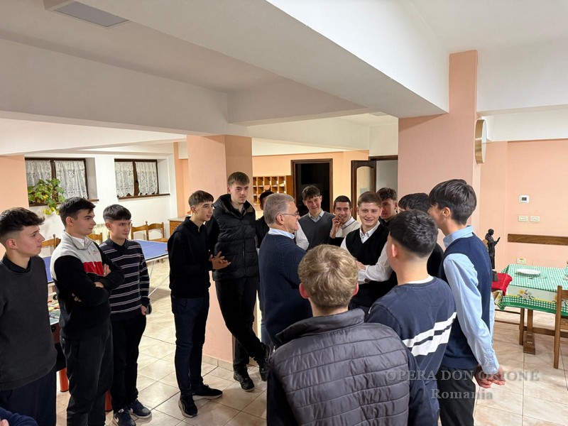 Romania: Il Direttore Generale padre Tarcisio Vieira visita la comunità di Iași -  29011