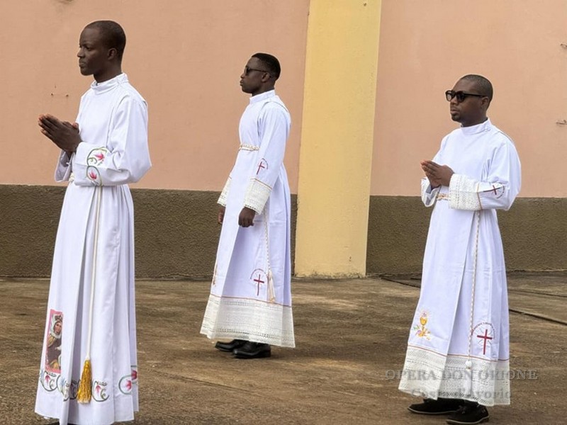 Costa d'Avorio – La gioia della chiamata: ordinazione diaconale nel Tempo di Avvento -  29052