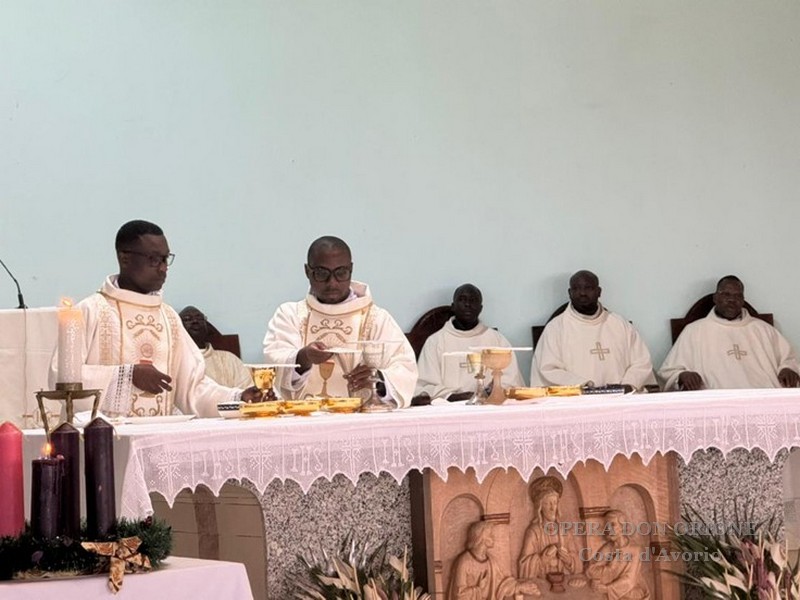 Costa d'Avorio – La gioia della chiamata: ordinazione diaconale nel Tempo di Avvento -  29054