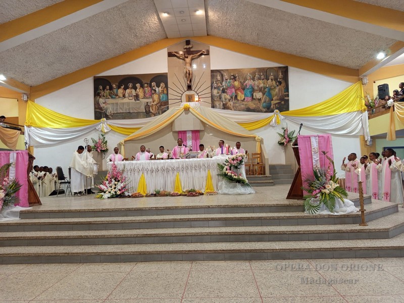 Madagascar- Due nuovi diaconi e l'inizio dell'anno giubilare del 50° di presenza orionina -  29108