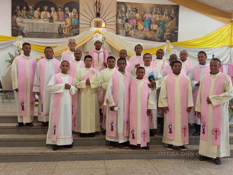 Madagascar- Due nuovi diaconi e l'inizio dell'anno giubilare del 50° di presenza orionina -  29109