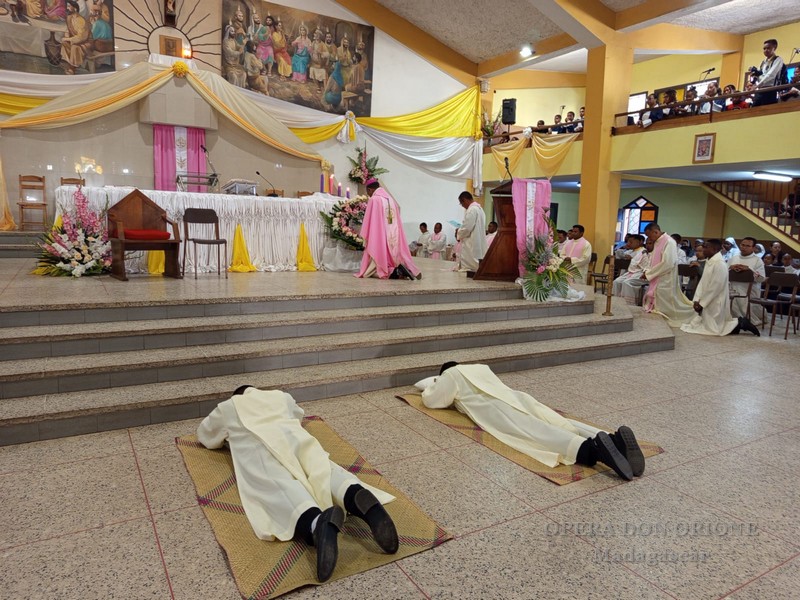 Madagascar- Due nuovi diaconi e l'inizio dell'anno giubilare del 50° di presenza orionina -  29111