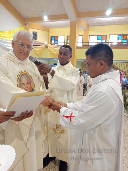 Madagascar- Due nuovi diaconi e l'inizio dell'anno giubilare del 50° di presenza orionina -  29115