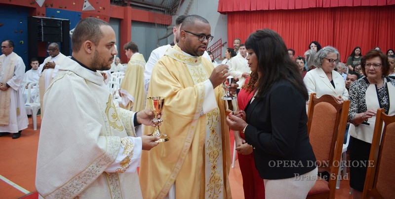 Brasile Sud – L'ordinazione sacerdotale del diacono Anilson ALVES DE OLIVEIRA  -  29143