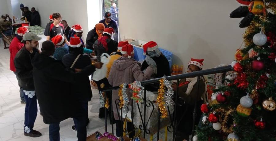 Casablanca: pranzo di Natale per oltre 160 giovani migranti alla Parrocchia Madonna di Lourdes -  29183