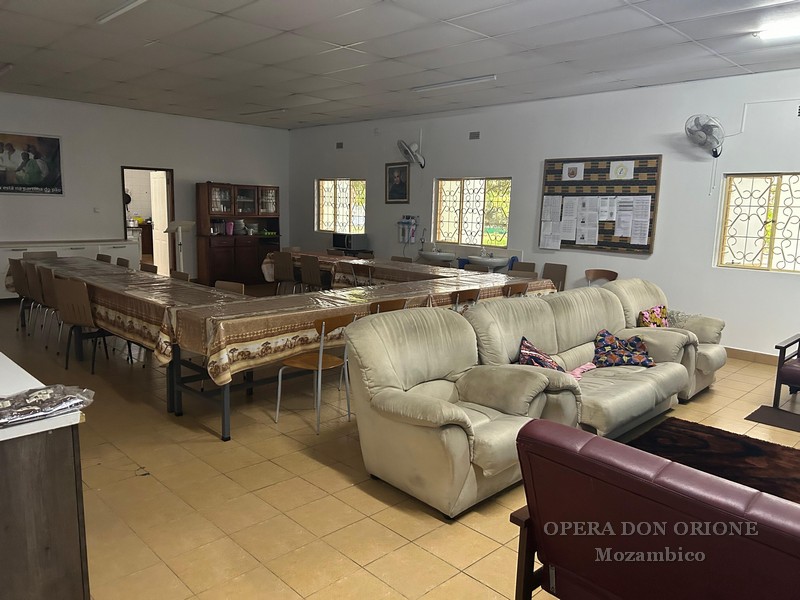 Aperto il noviziato in Mozambico: accolto il primo gruppo di cinque novizi mozambicani.  -  29258