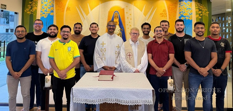 Aperto il noviziato in Mozambico: accolto il primo gruppo di cinque novizi mozambicani.  -  29278