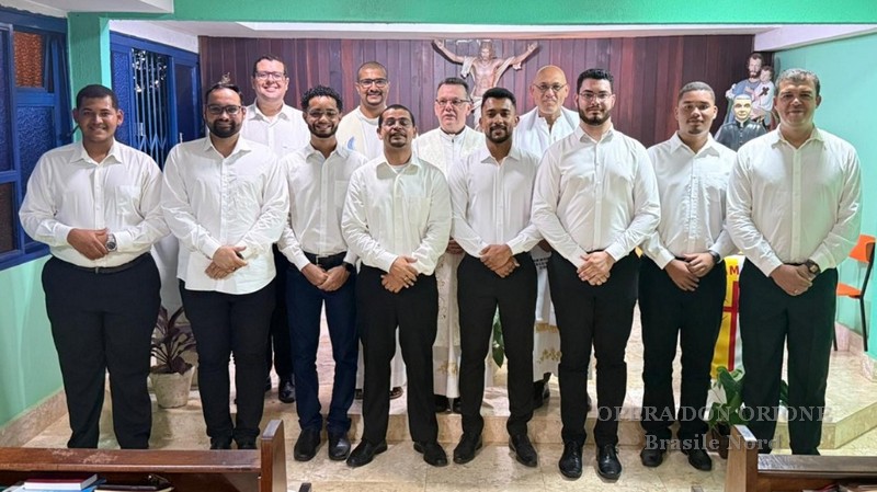 Aperto il noviziato in Mozambico: accolto il primo gruppo di cinque novizi mozambicani.  -  29279